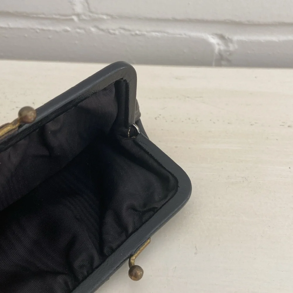 classic vintage petite small little black change purse